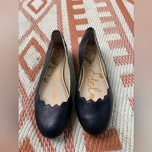 EUC Sam Edelman Scalloped Leather Flats Sz 7